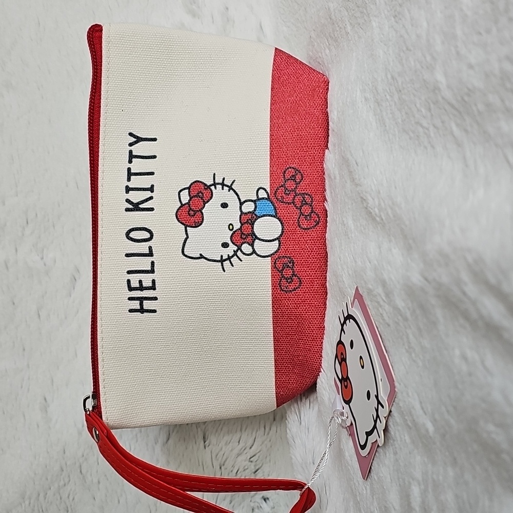 Hello Kitty Pouch